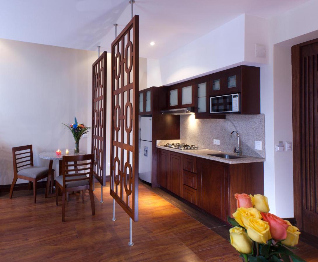 Parc Royale Suites Hotel Cuenca Luaran gambar