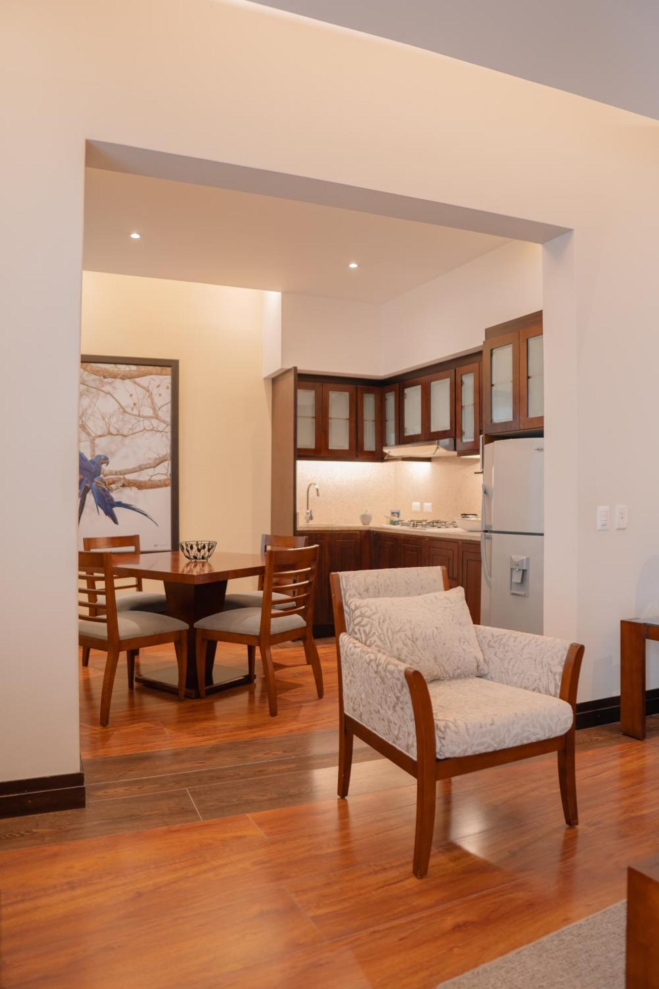 Parc Royale Suites Hotel Cuenca Luaran gambar