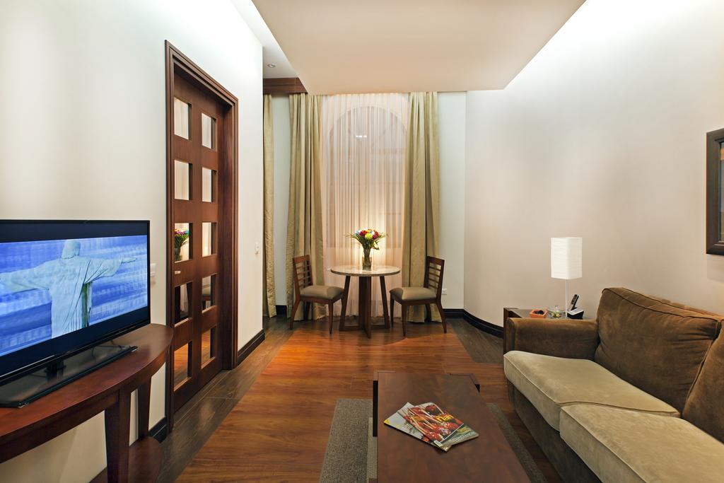 Parc Royale Suites Hotel Cuenca Luaran gambar