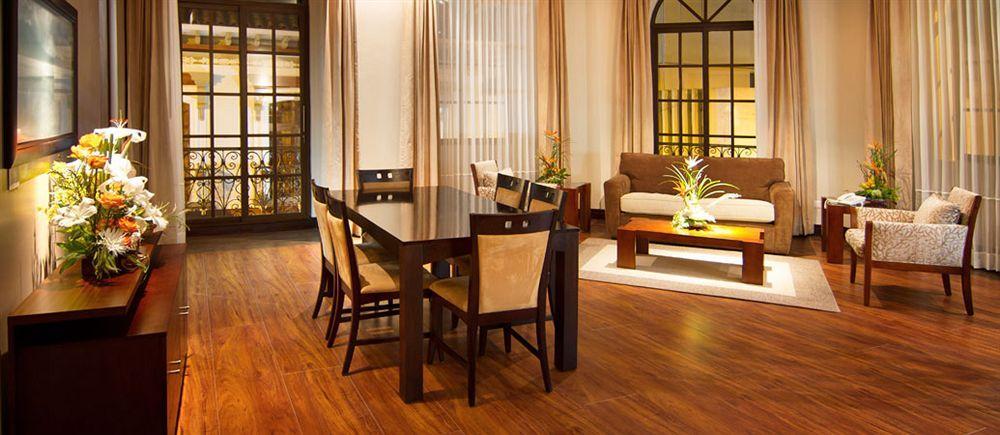 Parc Royale Suites Hotel Cuenca Luaran gambar