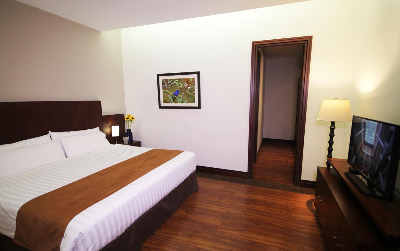 Parc Royale Suites Hotel Cuenca Bilik gambar